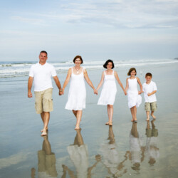 BEACH - FAMILY