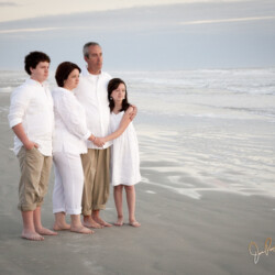 BEACH - FAMILY