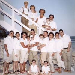 BEACH - FAMILY