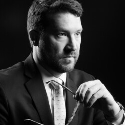 STUDIO PORTRAITS